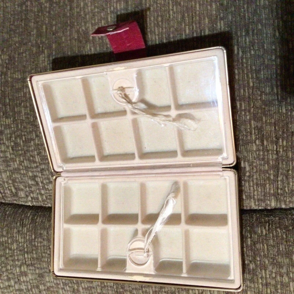 Travel jewelry case snap closure lovely red 16 separate sections